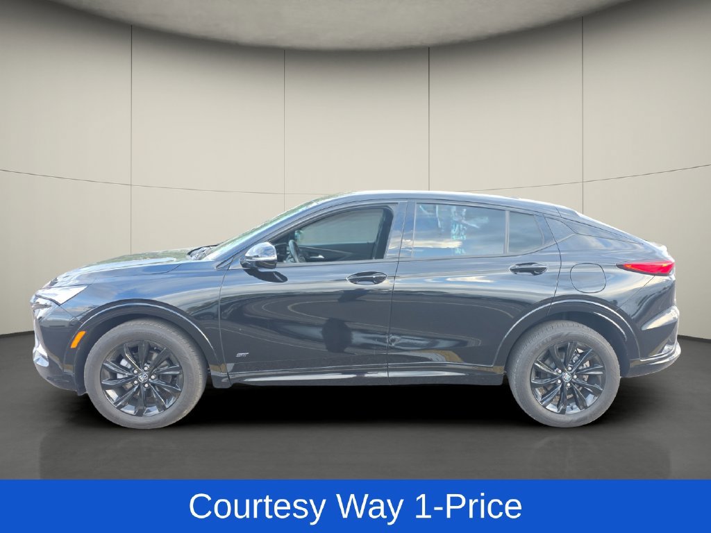 Used 2025 Buick Envista Sport Touring w/ Convenience I Package FWD image 5