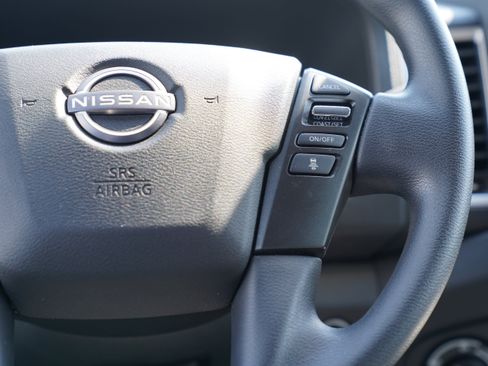Used 2024 Nissan Frontier SV w/ Technology Package AWD/4WD image 19