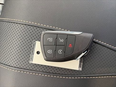 New 2026 Chevrolet Traverse High Country w/ LPO, Floor Liner Package image 28