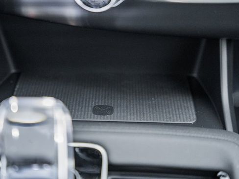 New 2026 Volvo XC90 B6 Ultra image 24