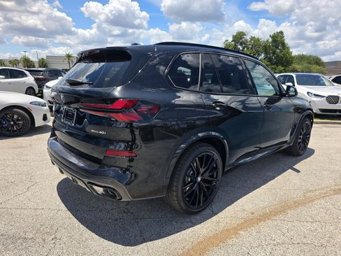 New 2026 BMW X5 xDrive40i w/ M Sport Package AWD/4WD image 3