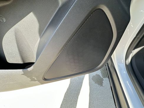 Used 2024 Chevrolet Equinox LS AWD/4WD image 22
