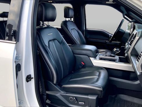 Used 2019 Ford F150 Platinum w/ Equipment Group 701A Luxury AWD/4WD image 9