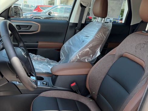 New 2026 Ford Bronco Sport Outer Banks w/ Outer Banks Tech Package+ AWD/4WD image 17