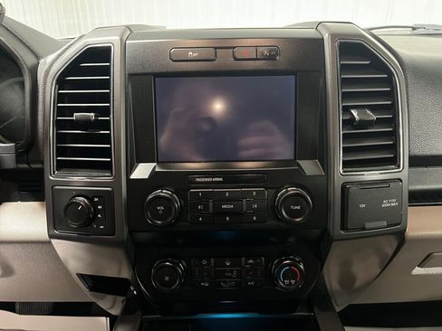 Used 2019 Ford F150 XLT w/ Equipment Group 302A Luxury image 7