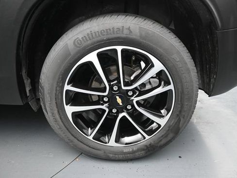 Used 2025 Chevrolet TrailBlazer LT AWD/4WD image 10