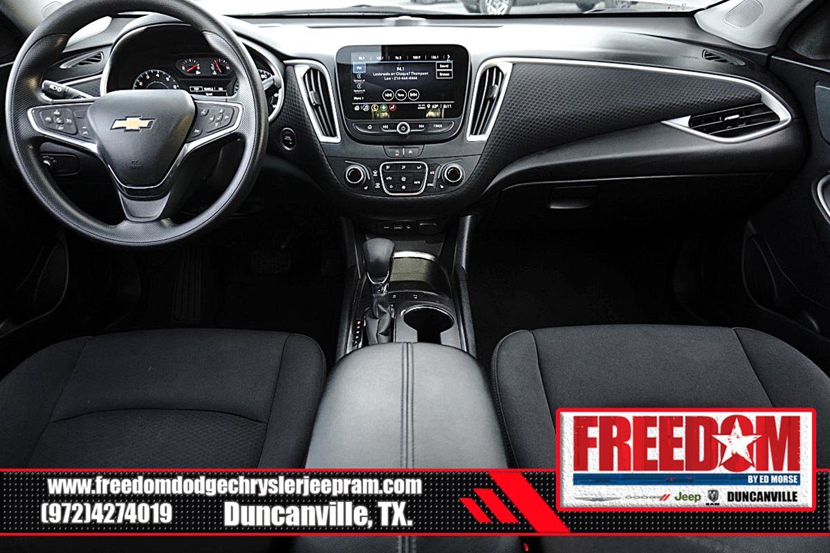 Used 2025 Chevrolet Malibu LT FWD image 10