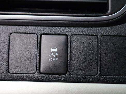 Used 2016 Toyota Camry SE image 42