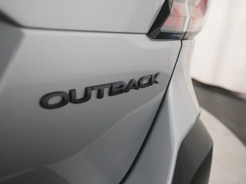 Used 2025 Subaru Outback Onyx Edition AWD/4WD image 35