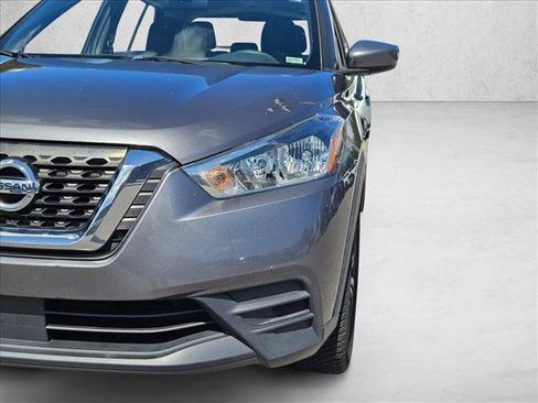 Used 2020 Nissan Kicks SV FWD image 6
