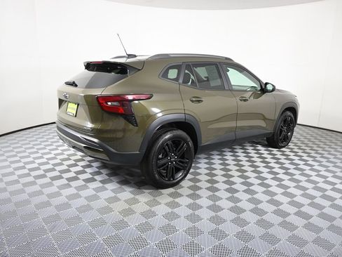 Used 2024 Chevrolet Trax ACTIV w/ Driver Confidence Package image 6