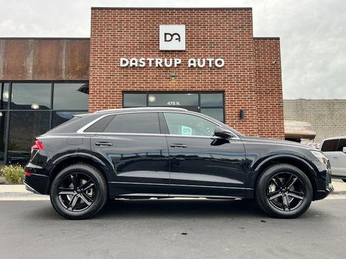 Used 2019 Audi Q8 Premium w/ Convenience Package image 7