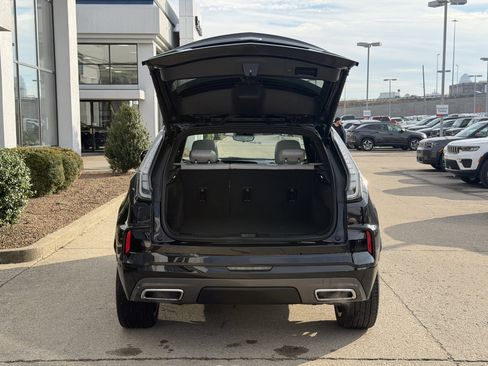 Used 2025 Cadillac XT4 Sport image 11