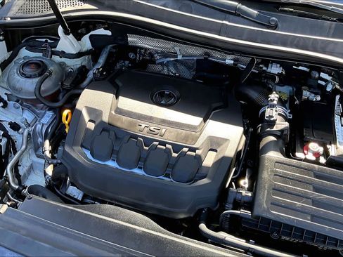 Used 2019 Volkswagen Tiguan SEL image 31