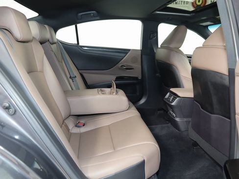 Used 2023 Lexus ES 350 image 13