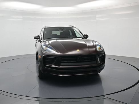 Used 2026 Porsche Macan AWD/4WD image 33