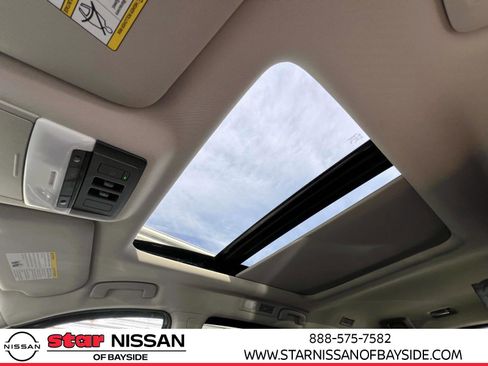 Certified 2022 Nissan Pathfinder SV w/ SV Premium Package image 35