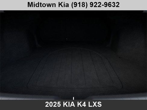 New 2025 Kia K4 LXS image 19