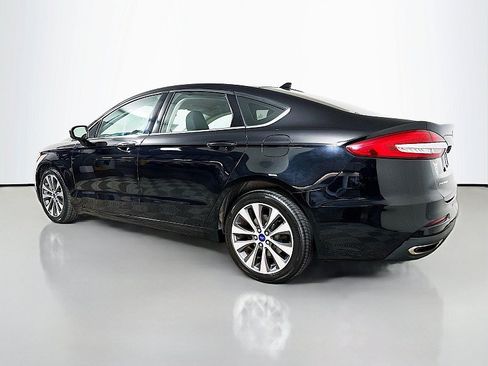 Used 2020 Ford Fusion SE AWD/4WD image 5