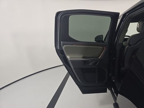 Used 2024 Rivian R1T Adventure Dual AWD/4WD image 17