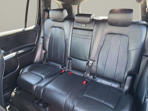 Used 2021 Mercedes-Benz GLB 250 4MATIC w/ Premium Package image 16