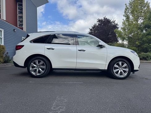 Used 2016 Acura MDX w/ Advance & Entertainment Pkg AWD/4WD image 2