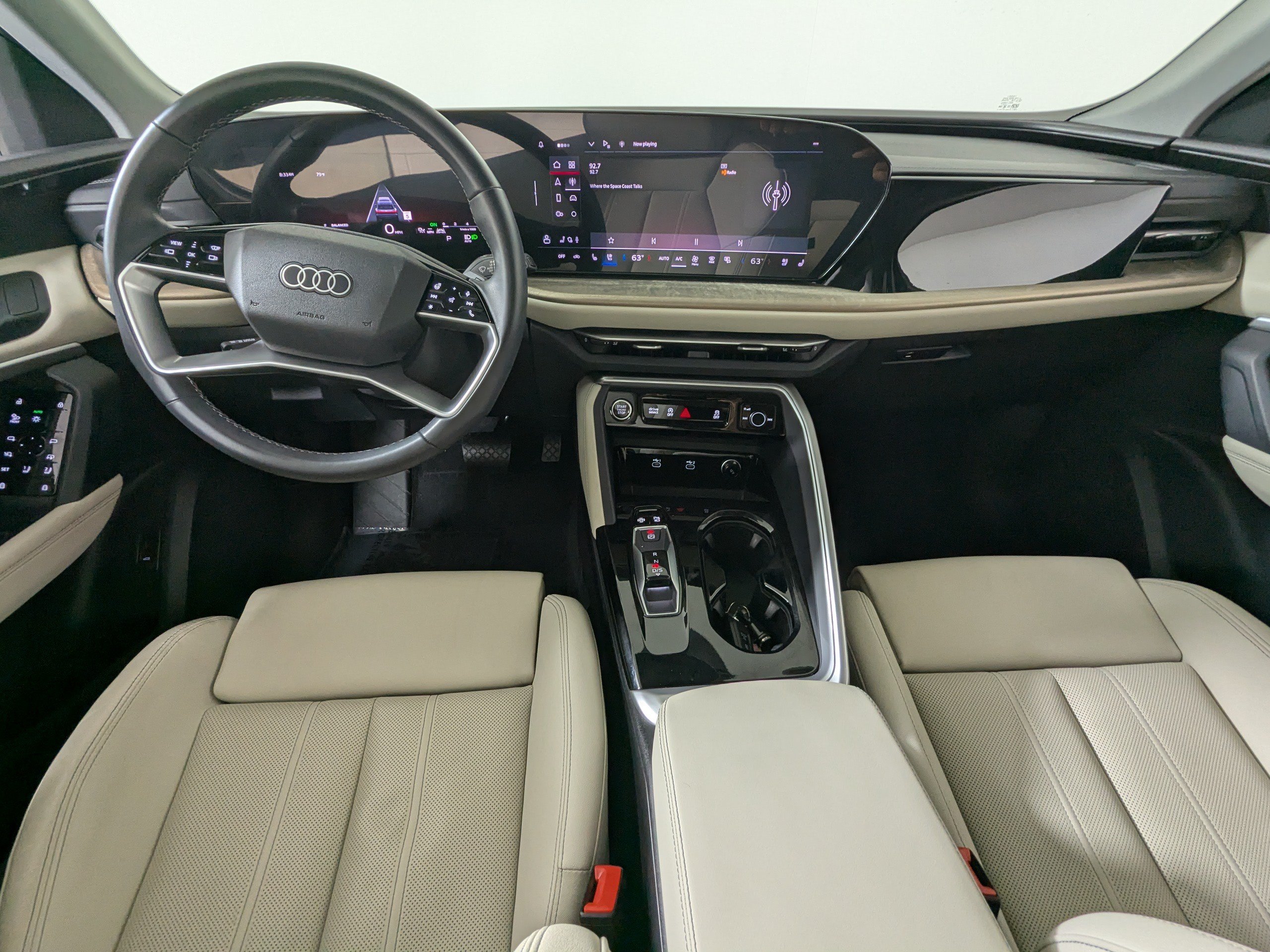 Certified 2025 Audi Q5 Premium Plus w/ Premium Plus AWD/4WD image 10