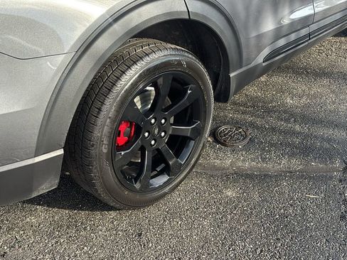 Used 2021 Ford Explorer ST w/ Equipment Group 401A image 8