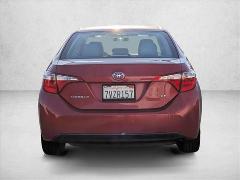 Used 2015 Toyota Corolla LE image 3