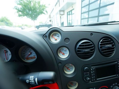 Used 2008 Dodge Viper SRT-10 RWD image 32