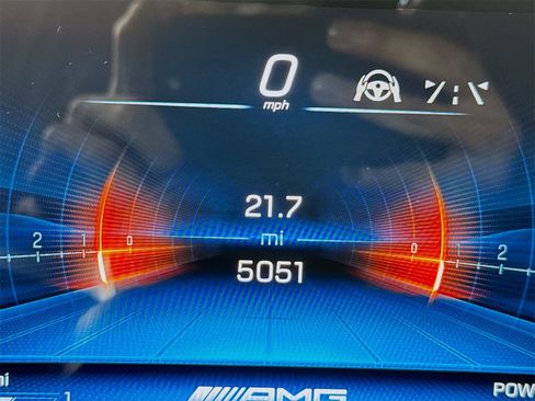 Used 2025 Mercedes-Benz GLE 53 AMG 4MATIC Coupe image 10