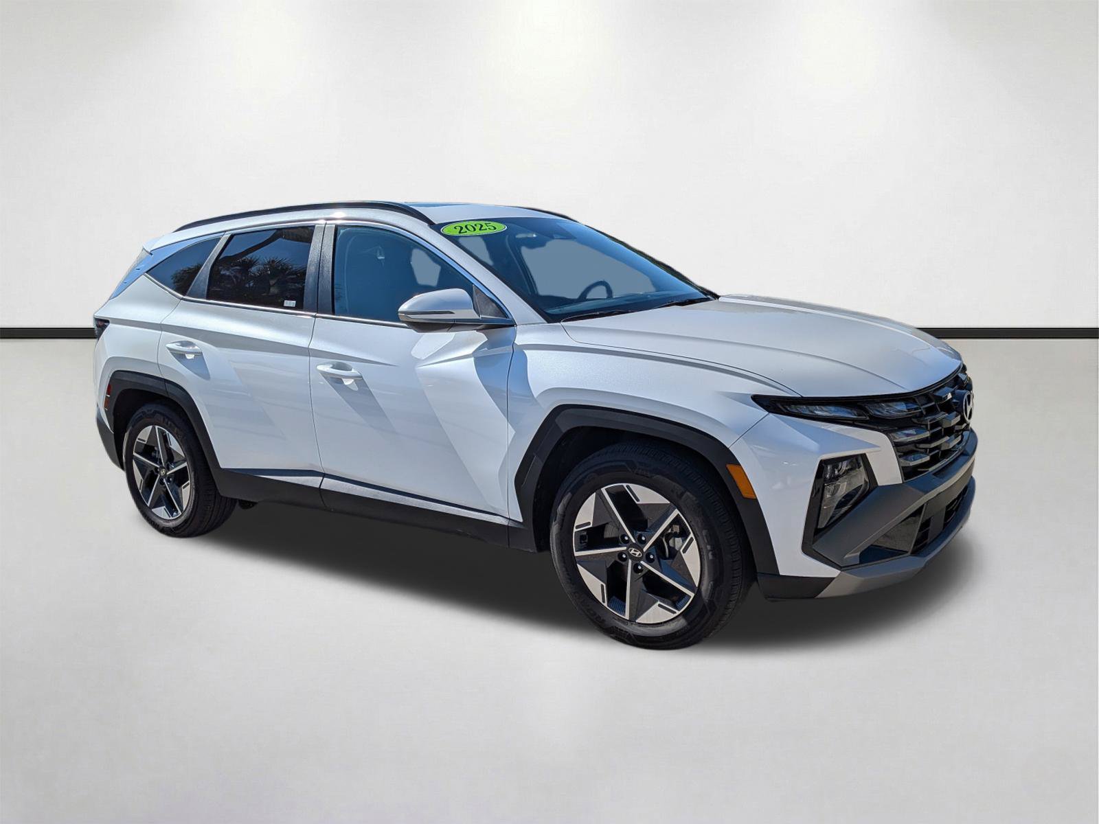 Used 2025 Hyundai Tucson SEL FWD image 1