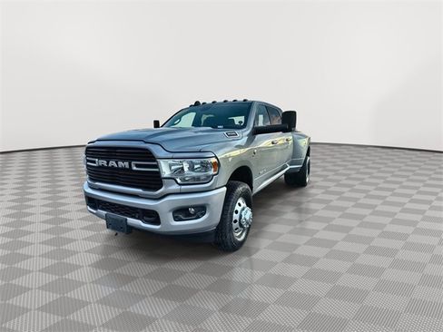 Used 2021 RAM 3500 Big Horn w/ Level 1 Equipment Group image 4