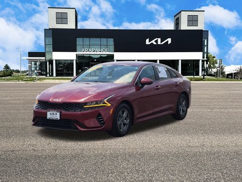 Used 2024 Kia K5 LXS FWD image 4