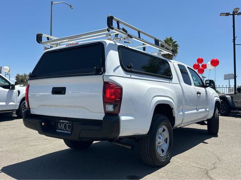Used 2023 Toyota Tacoma SR RWD image 13
