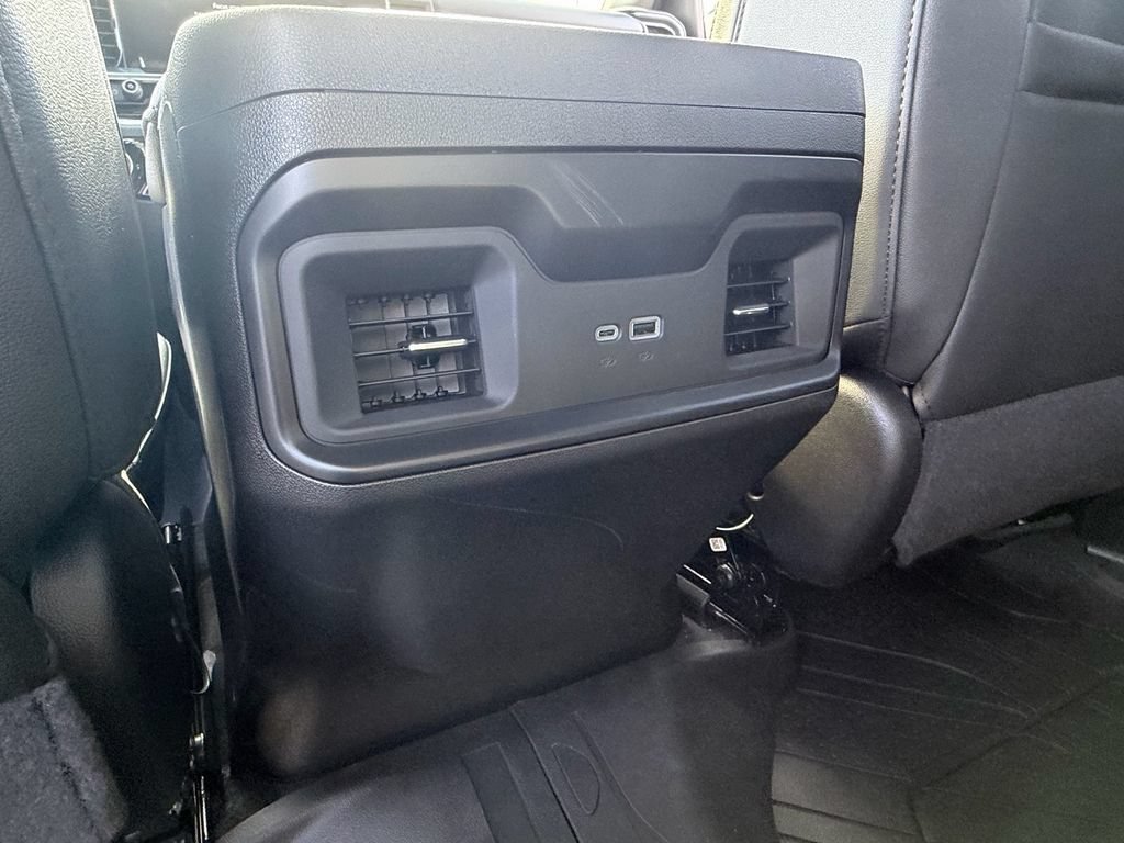 New 2026 Chevrolet Silverado 1500 RST w/ Redline Edition AWD/4WD image 11