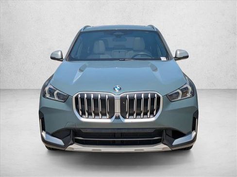 Used 2024 BMW X1 xDrive28i w/ Premium Package AWD/4WD image 2