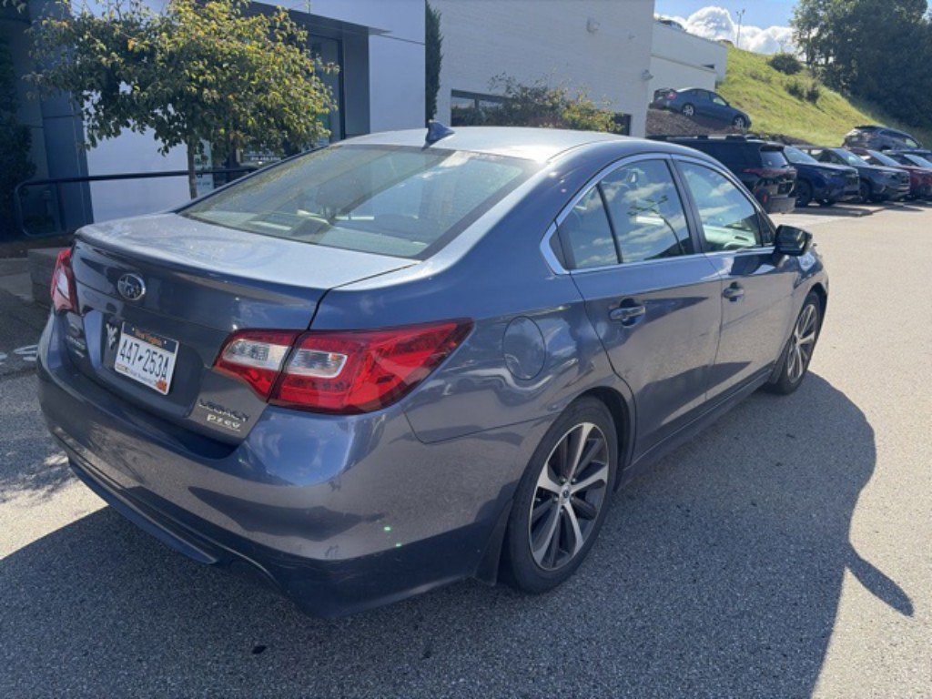 Used 2016 Subaru Legacy 2.5i Limited AWD/4WD image 5