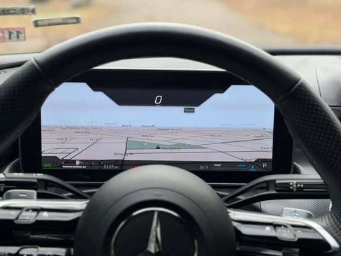 Used 2024 Mercedes-Benz C 300 4MATIC Sedan image 14