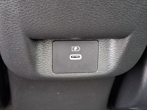 Certified 2023 Nissan Versa SR w/ Trunk Package FWD image 11
