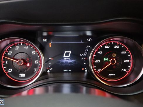 Used 2023 Dodge Charger SXT image 14