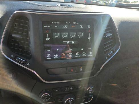 Used 2022 Jeep Cherokee Latitude Lux AWD/4WD image 19