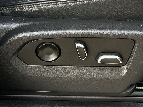 Used 2022 GMC Sierra 1500 Denali w/ Denali Reserve Package image 30