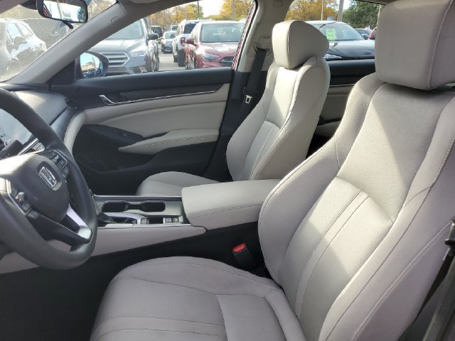 Certified 2018 Honda Accord EX image 5