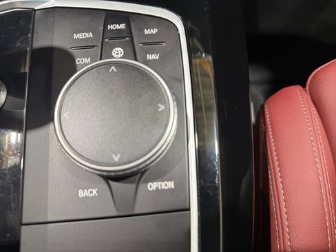 Certified 2024 BMW X3 xDrive30i w/ Premium Package image 39