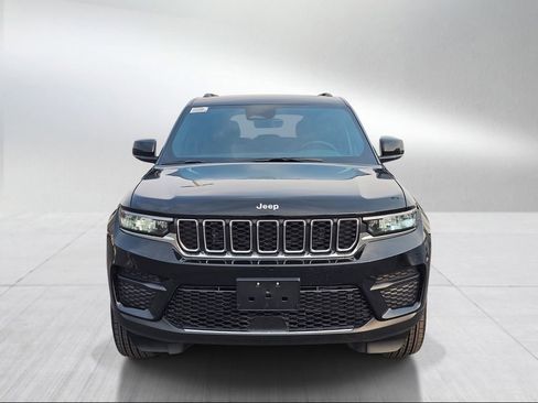 New 2025 Jeep Grand Cherokee Laredo X w/ Luxury Tech Group I image 6