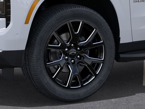 New 2026 Chevrolet Suburban Premier AWD/4WD image 33