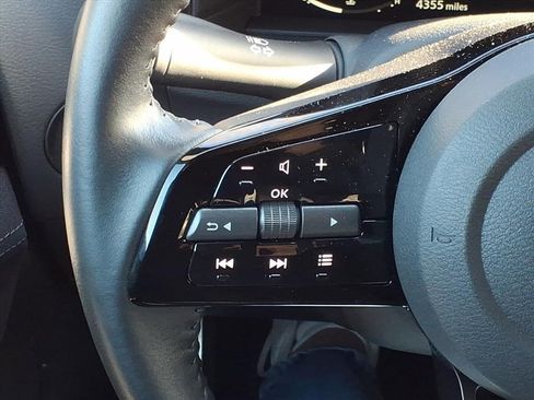 Used 2025 Nissan Z Sport w/ Floor Mat Package image 23