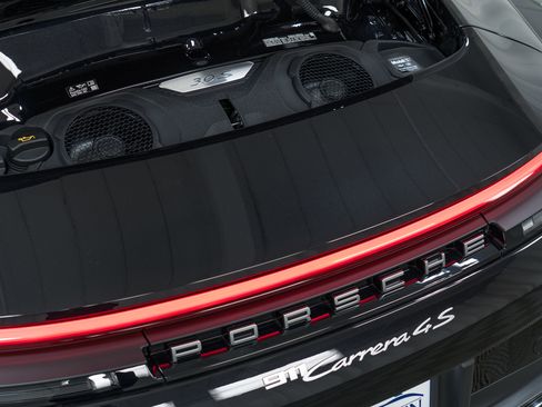 New 2026 Porsche 911 Carrera 4S image 13