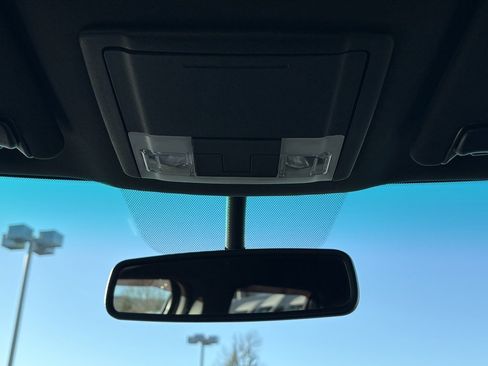 Used 2013 Ford Explorer XLT image 29